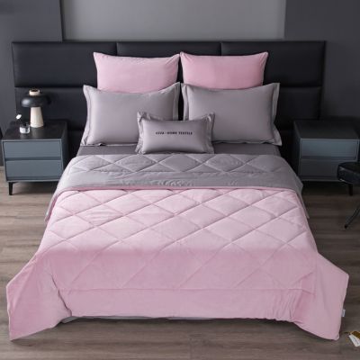 Комплект постельного белья Сатин Velvet Premium с Одеялом VP001 Евро 4 наволочки (5 в 1) photo