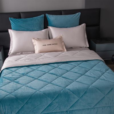 Комплект постельного белья Сатин Velvet Premium с Одеялом VP008 Евро 4 наволочки (5 в 1) photo